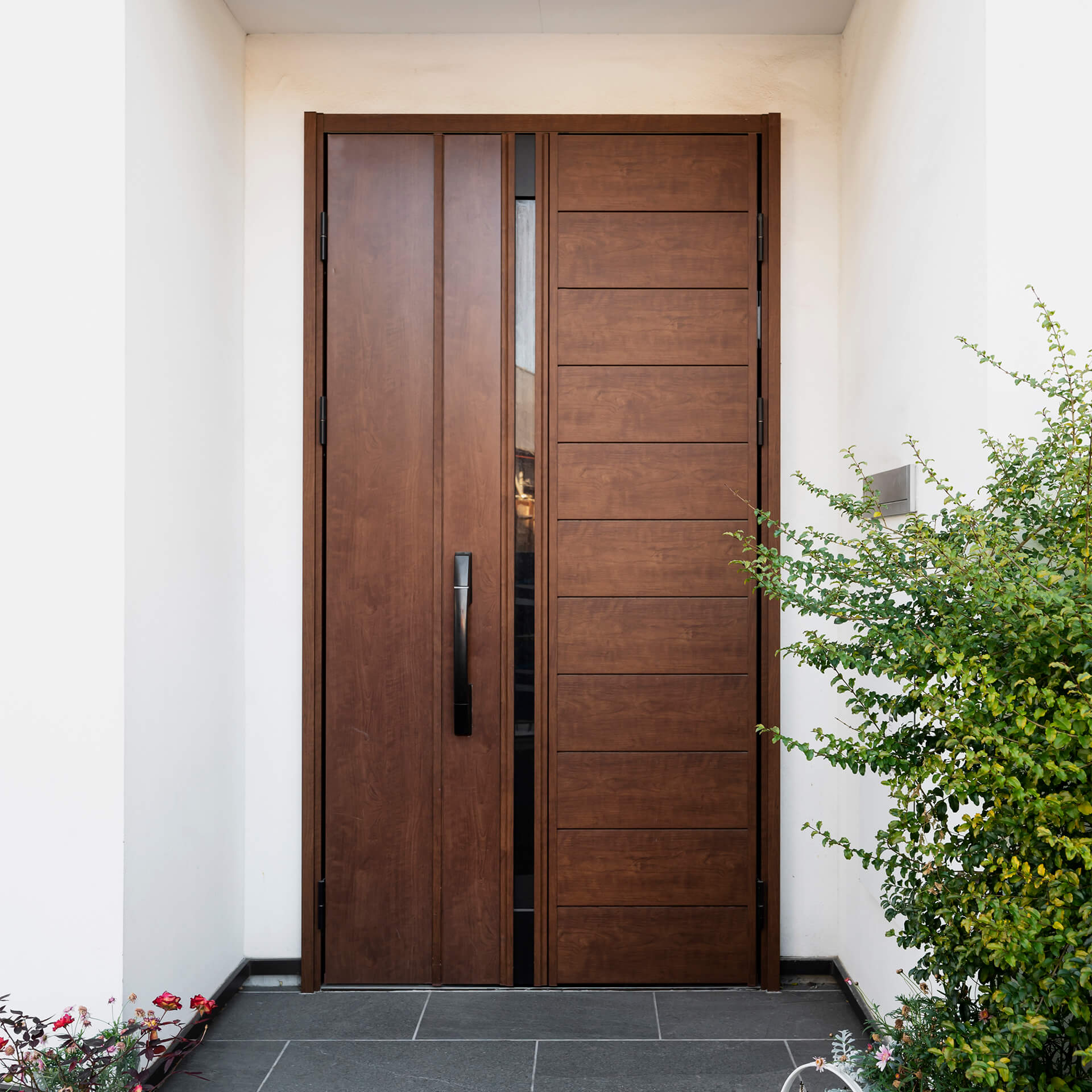 Interior & Exterior Doors